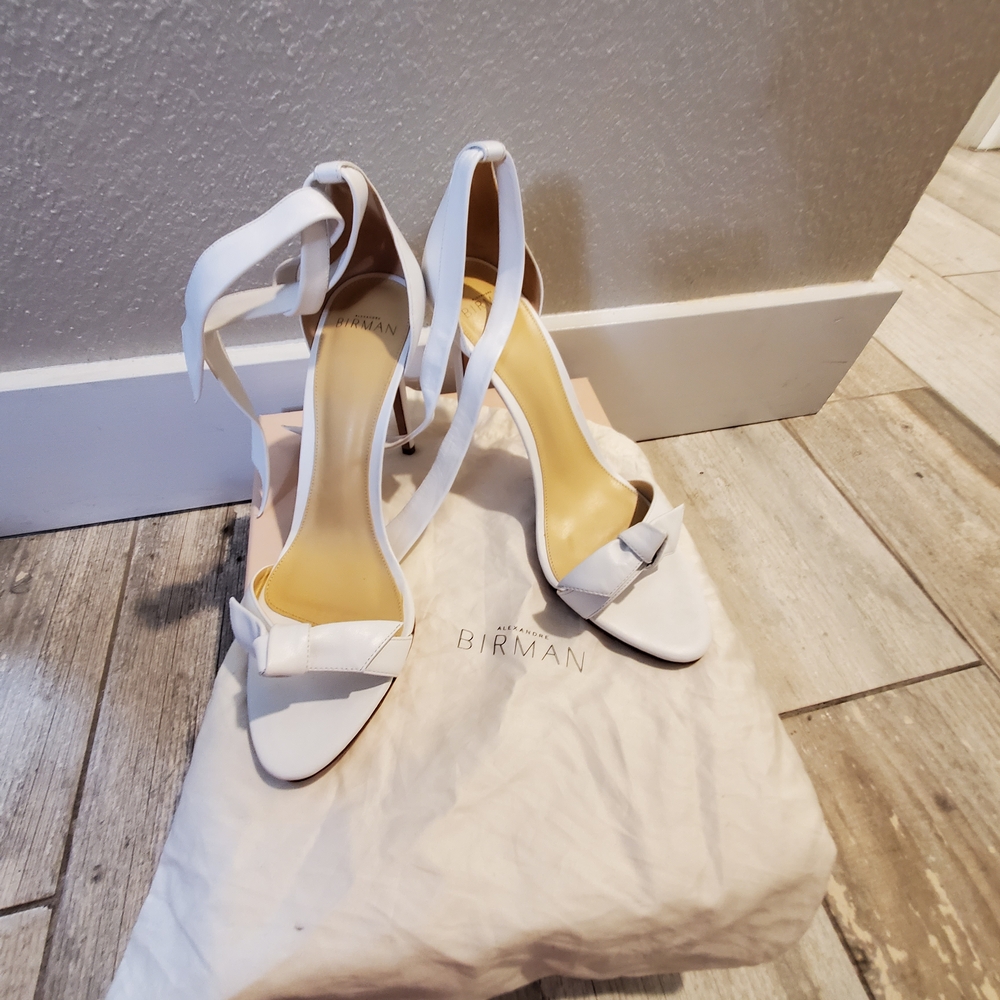 Alexandre Birman White Heeled Sandals